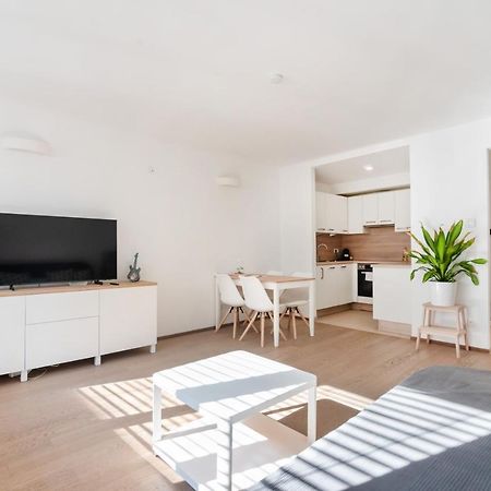 Immersed Into Vienna'S City Life And Yet A Retreat, Minimum 30 Nights Екстериор снимка